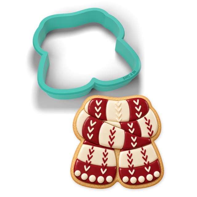 Folded Scarf cookie cutter