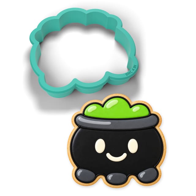 Cauldron cookie cutter