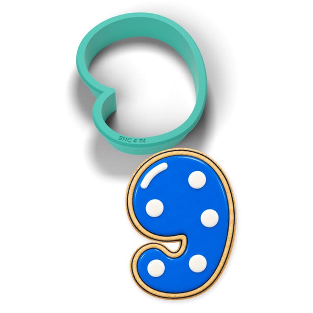 Number 9 cookie cutter